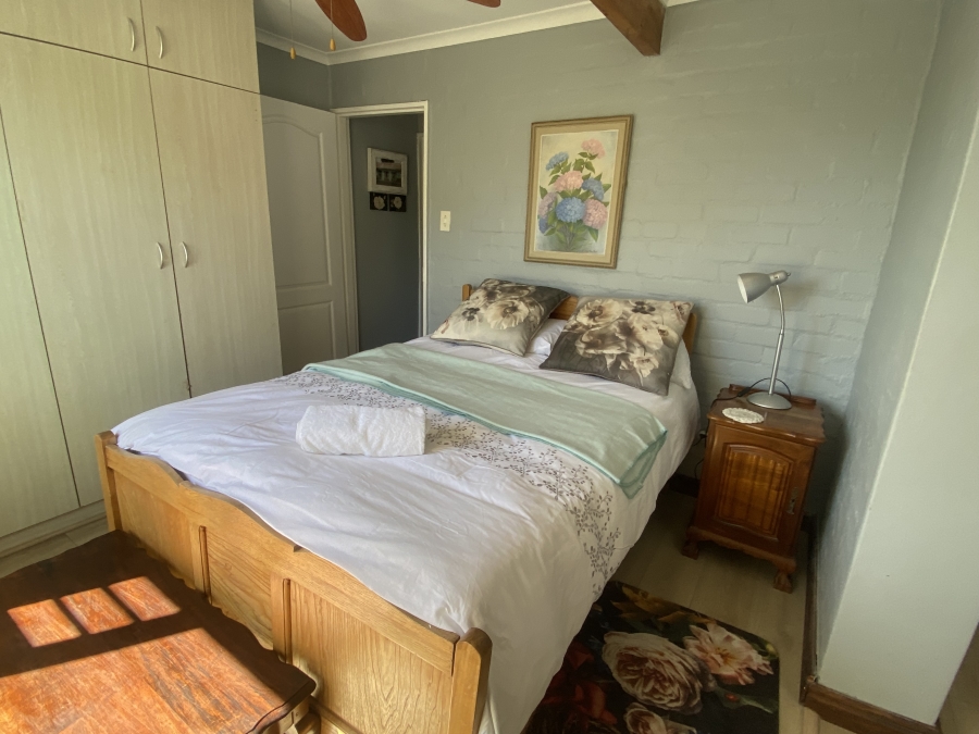 To Let 5 Bedroom Property for Rent in Atlantic Beach Golf Estate Western Cape